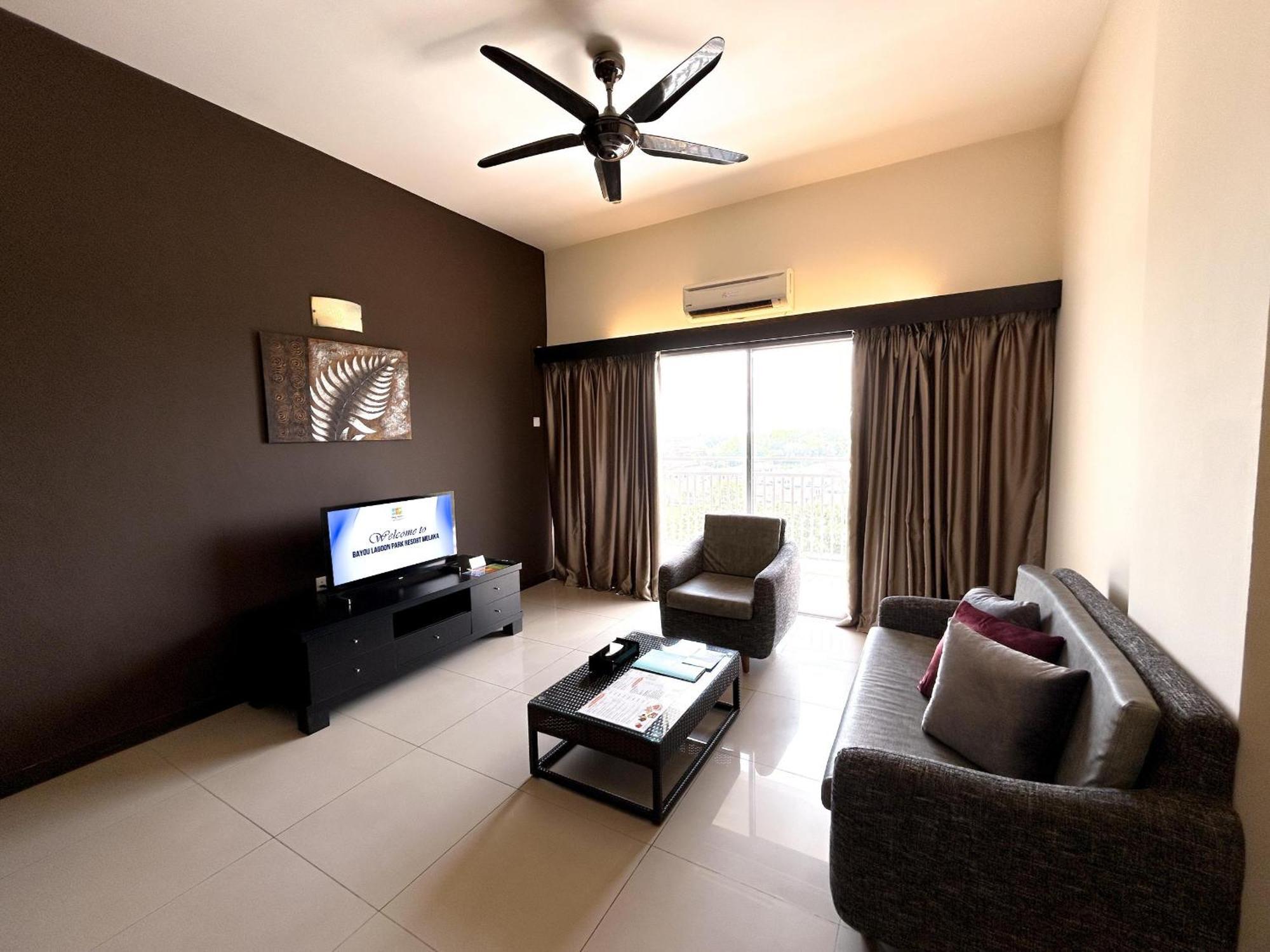 Bayou Lagoon Park Resort Malacca Kültér fotó