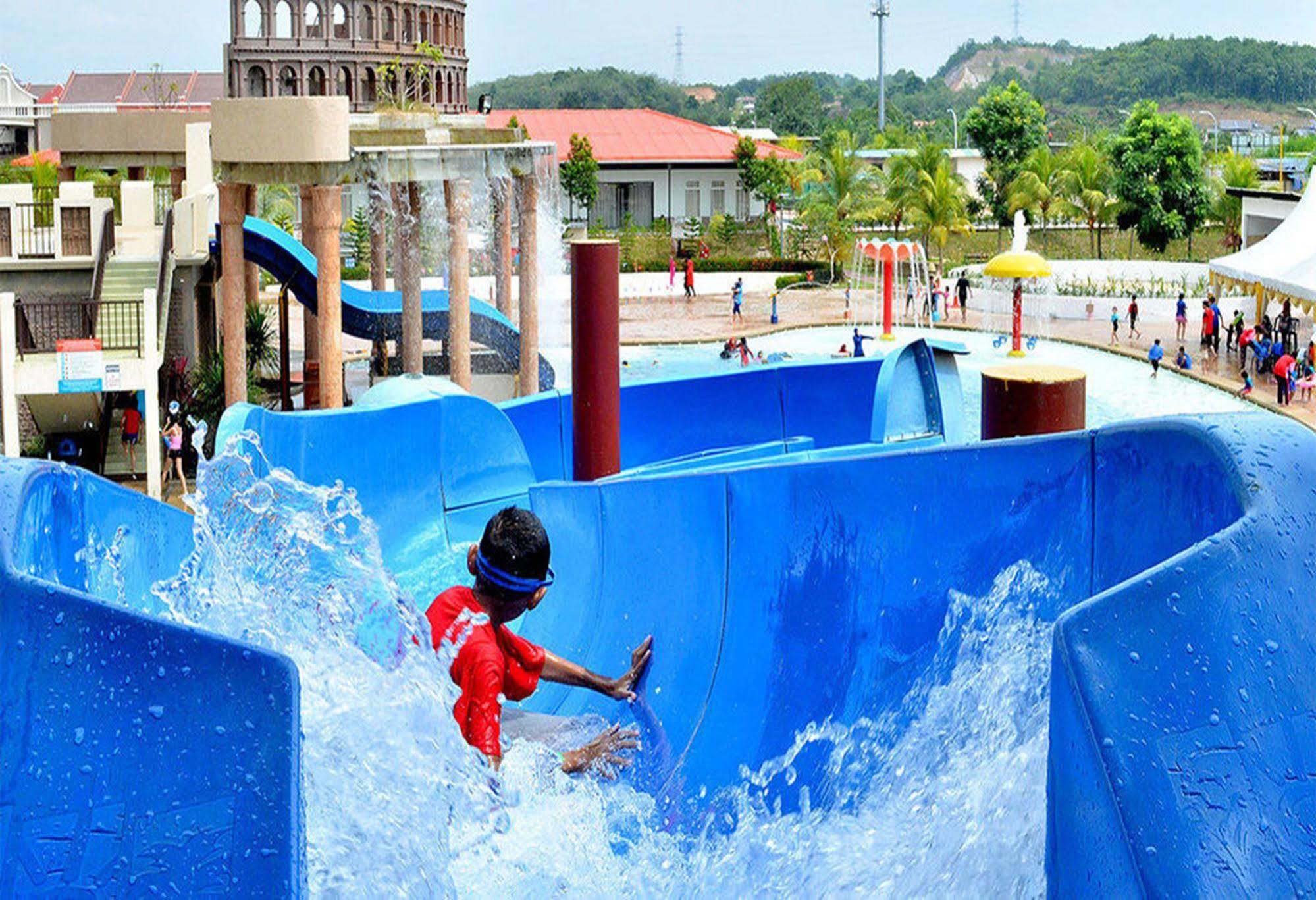 Bayou Lagoon Park Resort Malacca Kültér fotó